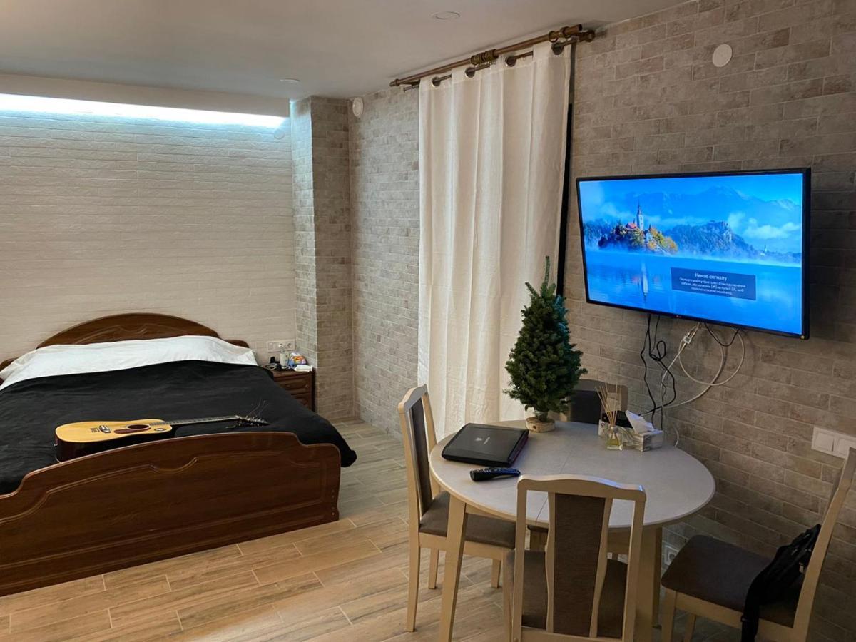 Freedom Apartment On Khmelnytsky Str リヴィウ エクステリア 写真